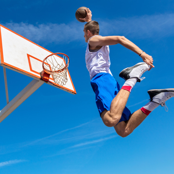 Ulični basket, ali na nešto drugačiji način VIDEO