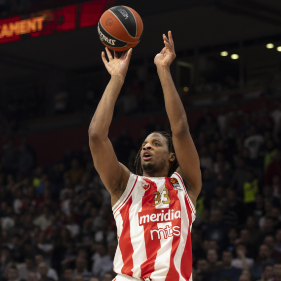 Armani pobedio Partizan, pa se dogovorio sa bivšim centrom Zvezde