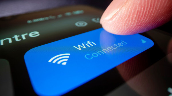 Počela realizacija projekta uvođenja besplatnog javnog Wi-Fi u Srbiji