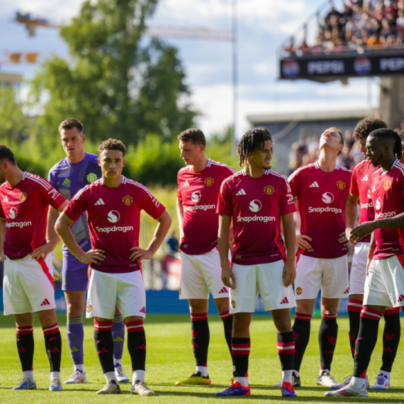 Junajted desetkovan na turneji po SAD