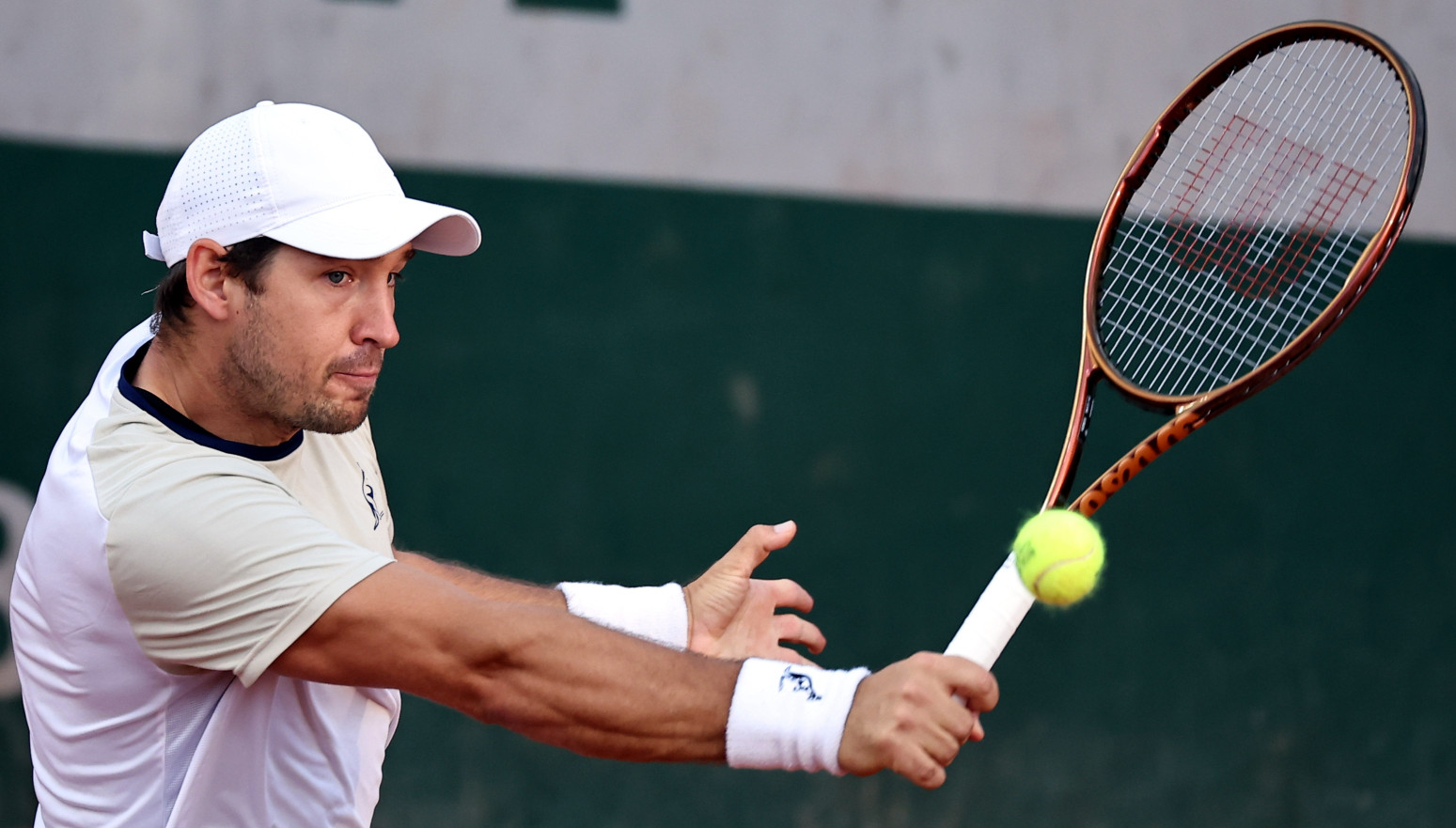 Lajović na mišiće do četvrtfinala u Umagu