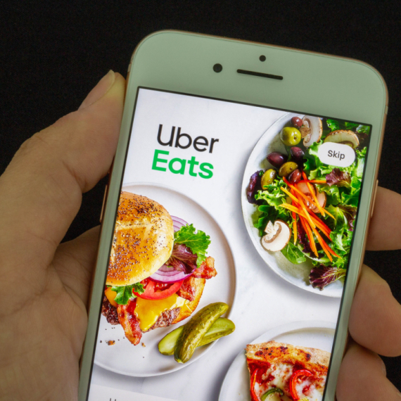 Izvinjenje za haos u svetu: Poklon kartica od 10 dolara