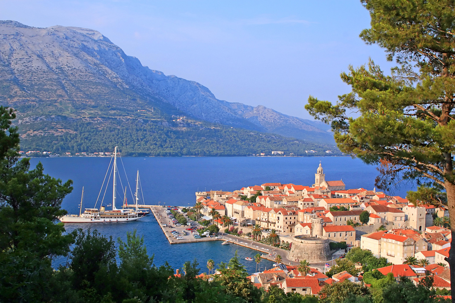 Korčulanska riblja kost