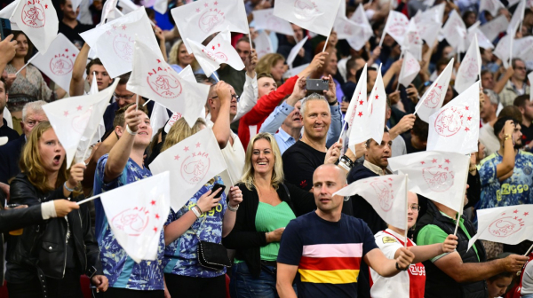 Petorica osuđena na zatvor zbog nasilja pred utakmicu Ajaks-Makabi