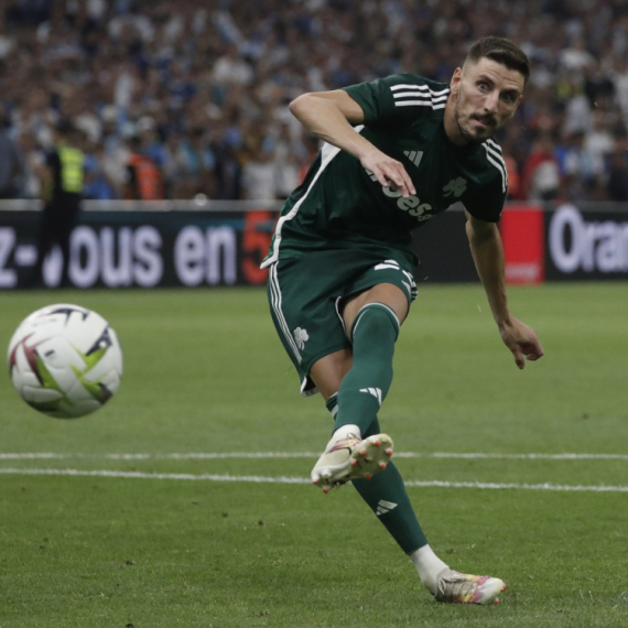 Preokret u režiji Srba – za Benitesov savršen početak