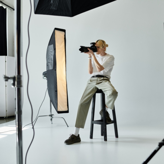 Vlasnik modne agencije i njegov saradnik uhapšeni zbog seksualnog nasilja