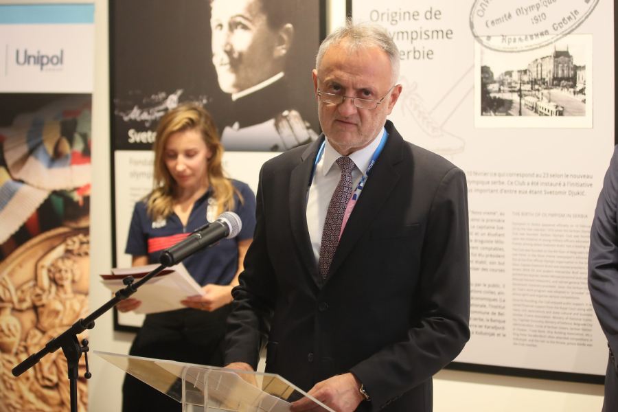 Otvorena izložba Put pravih vrednosti u Kulturnom centru Srbije u Parizu