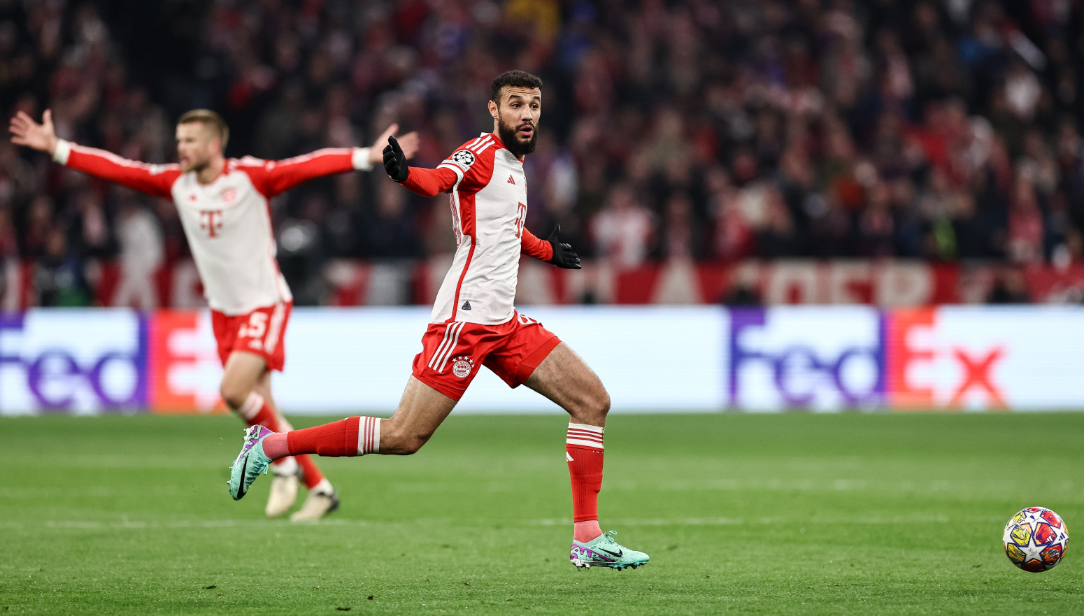 Mazraui neće u Vest Hem, pregovara sa Junajtedom