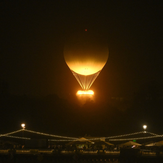 Spektakl na Seni – otvorene 33. letnje Olimpijske igre! VIDEO/FOTO