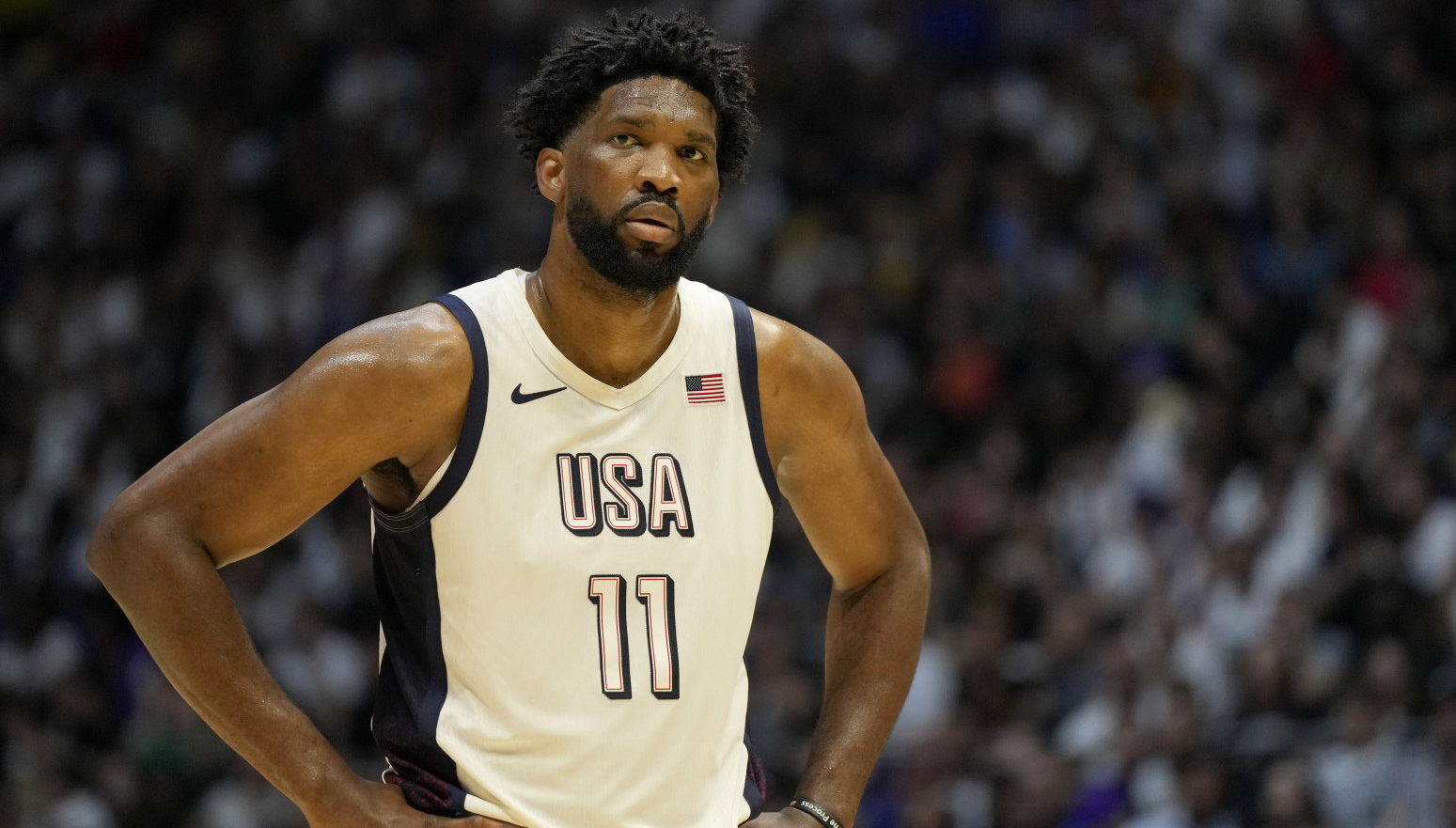 Barkli o Embidu: "Treba da ga bude sramota"