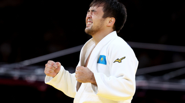 Francuzima izmaklo prvo zlato – otišlo u ruke Kazahstanca