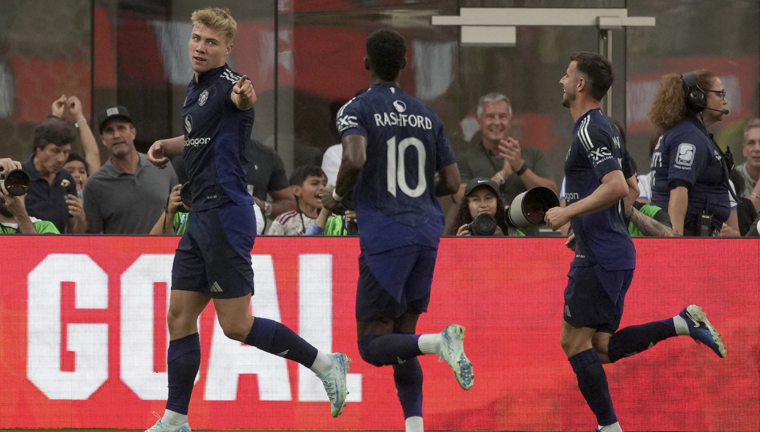 Ten Hag: Hojlund i Joro? Znaćemo više posle 24 sata VIDEO