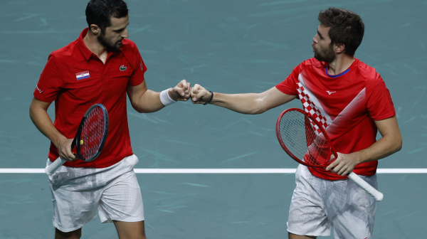 Hladan tuš za Hrvate u Parizu!