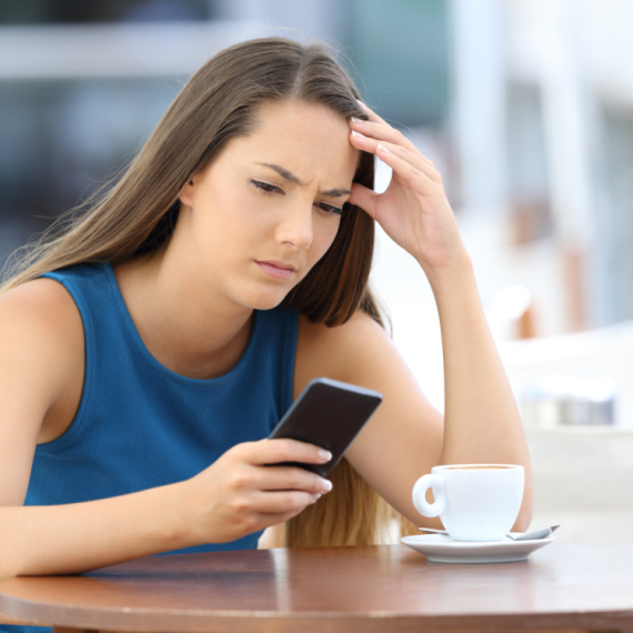 Povedite računa: Mobilni telefoni na više načina uništavaju naše zdravlje