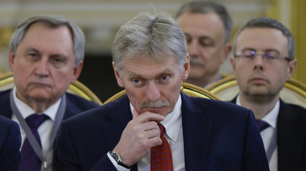 Peskov "bocnuo" London zbog uvoza goriva od ruske nafte