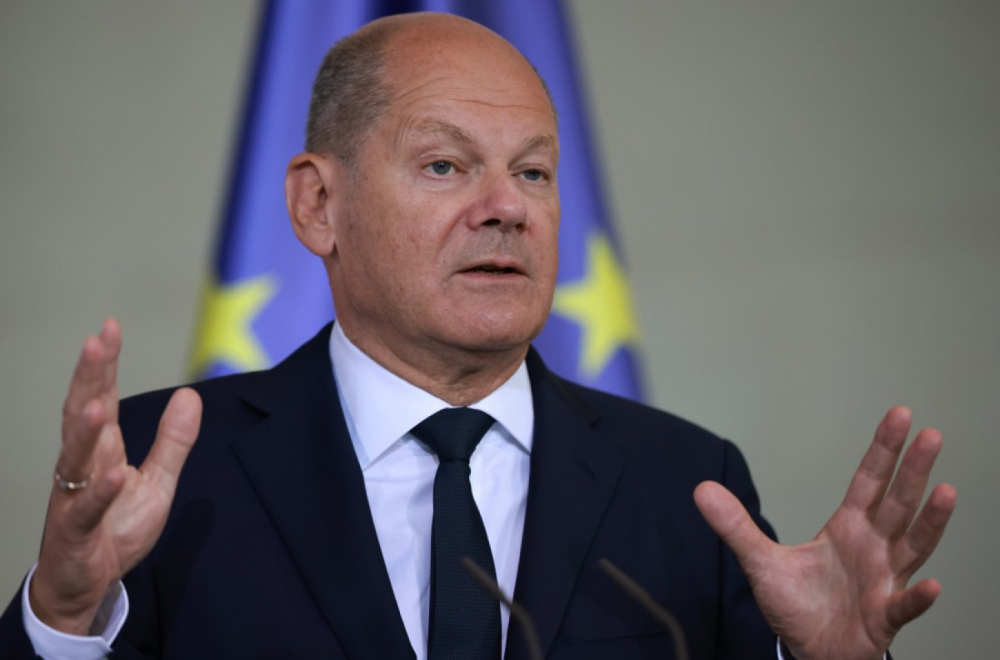 Nemci idu na glasanje: Šolc se obratio nakon pada vlade