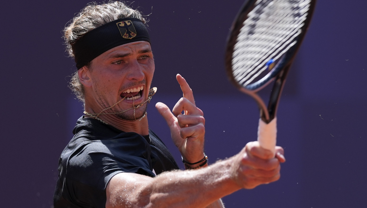 Zverev korak bliže odbrani zlata, ispao Vavrinka