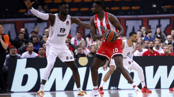 "Senegalski toranj" zvanično u Barsi