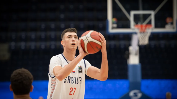 Srpski košarkaši u polufinalu EP