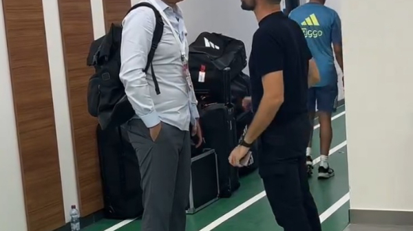 Sjajna slika u Topoli: Šef struke Ajaksa prišao Bandoviću i oduševio potezom FOTO