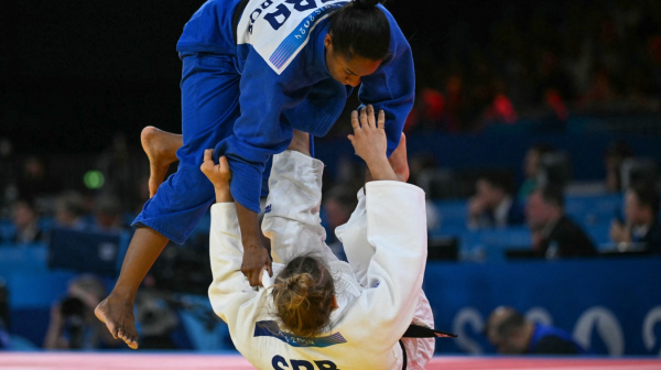 Perišić u suzama: "Bolno – svi su imali 25 kila više od mene"