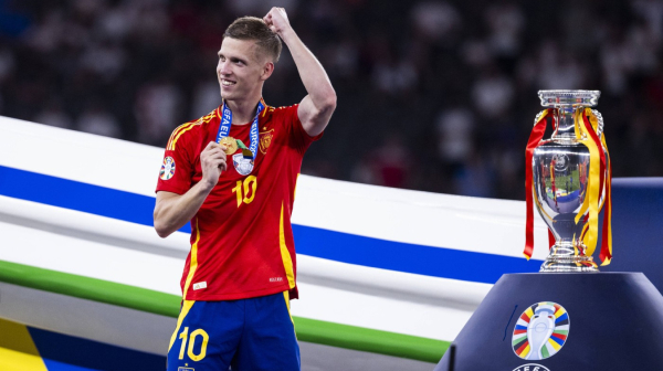 Dani Olmo ljubio grb Dinama na otvaranju sezone VIDEO