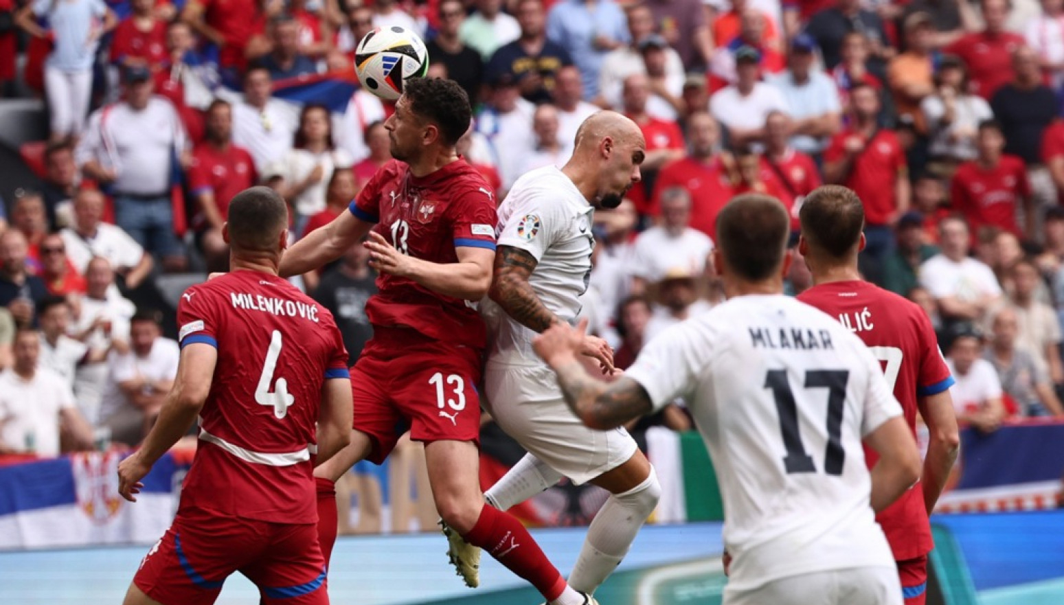 Zenit kupuje štopera, da bi ga poklonio Zvezdi?