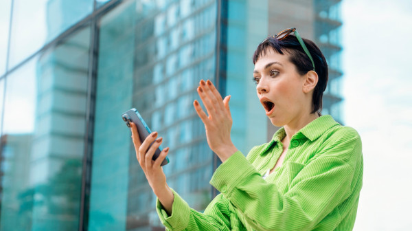Zašto vaš telefon pokazuje pun signal i kad veza jedva radi