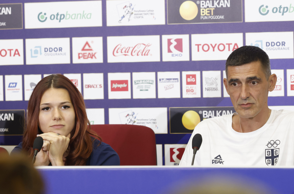 Oglasio se Dragutin Topić i poslao nikad emotivniju poruku Angelini: "Ćalac ti obećava..."