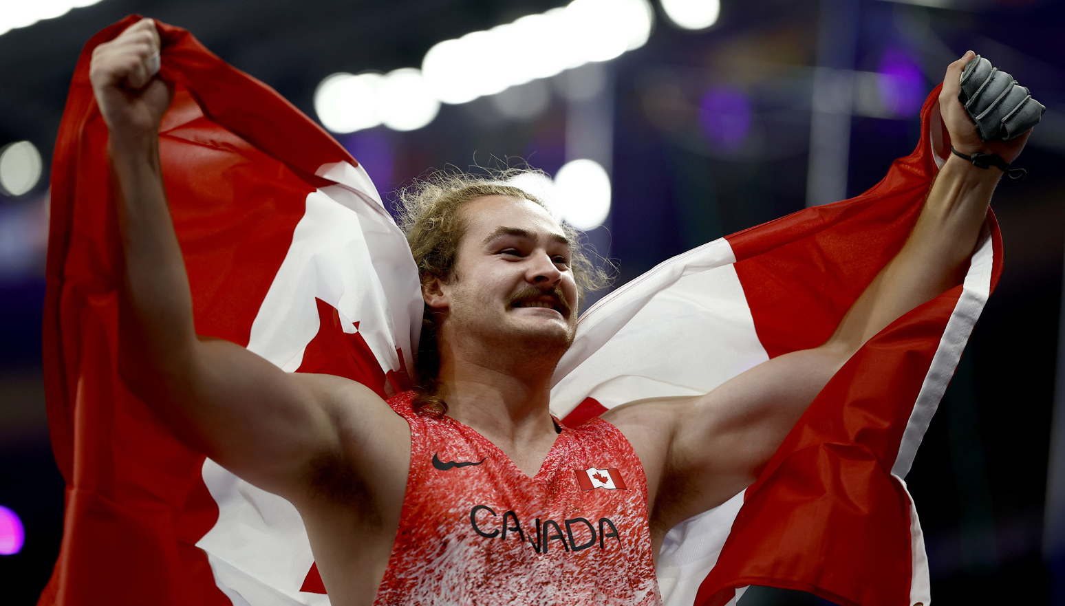 Zlato za Kanađanina u bacanju kladiva