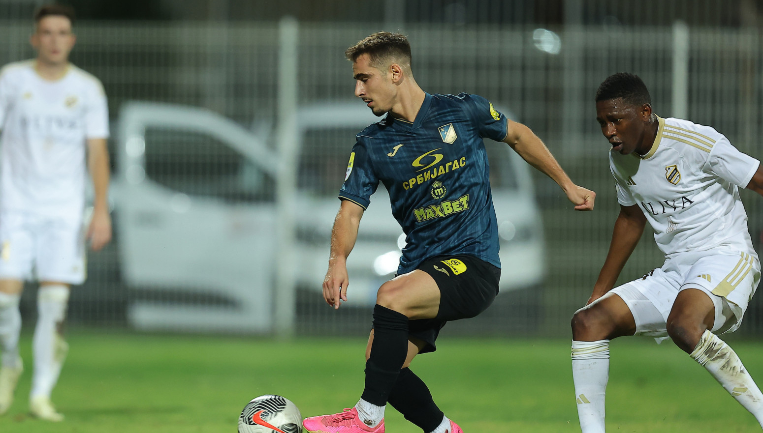 Čukaričkom pripao derbi kola, Radnički razbio Radnički