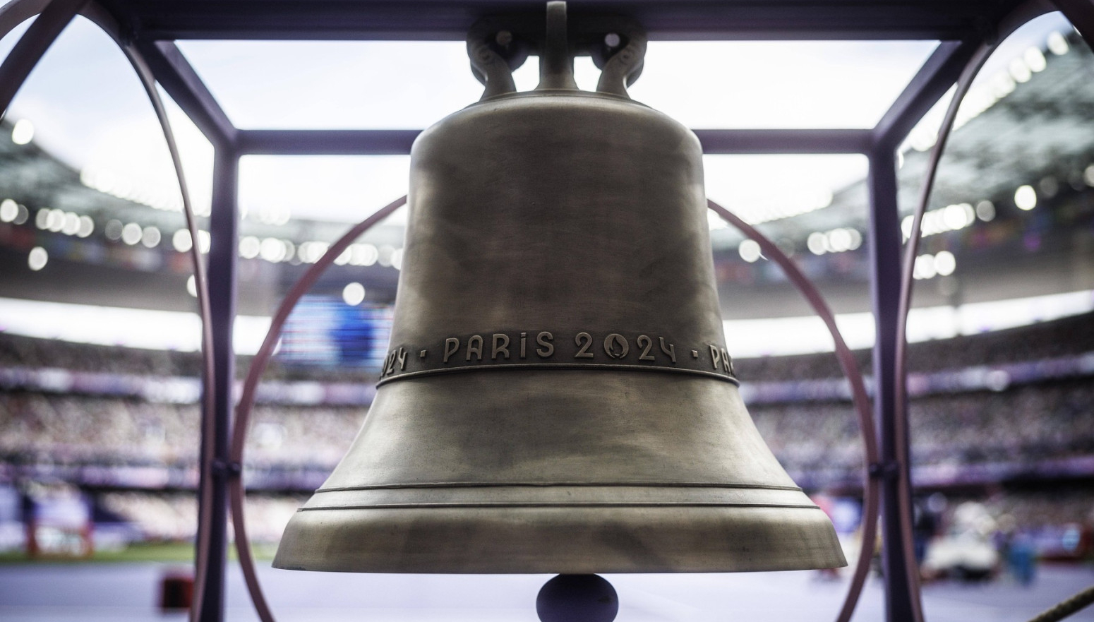 Bronzano zvono na pariskom stadionu tokom OI biće prebačeno u Notr Dam