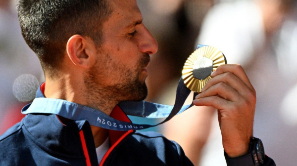 Đoković zablistao na šampionskoj paradi pred 13.500 ljudi FOTO