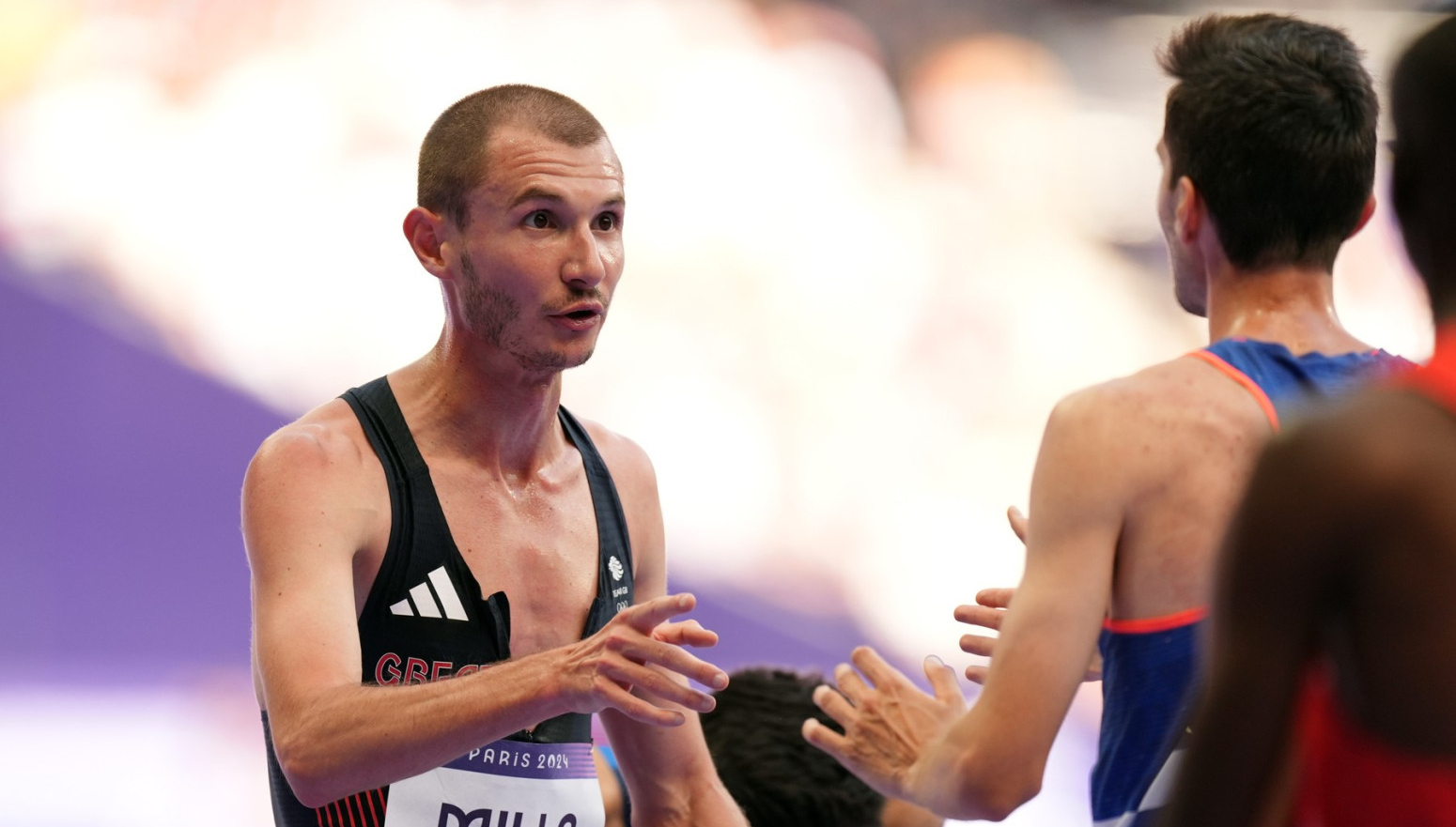 Britanski trkač ljut na Francuza zbog pada na stazi VIDEO