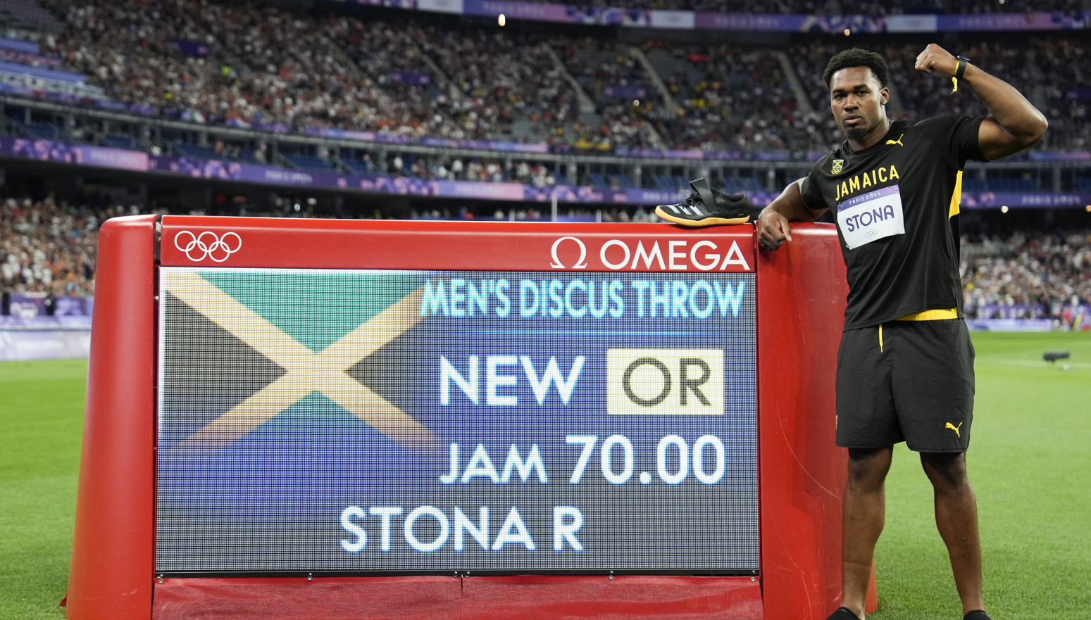 Senzacija na OI, dva uzastopna rekorda – želi da igra u NFL, osvojio zlato koje nije niko