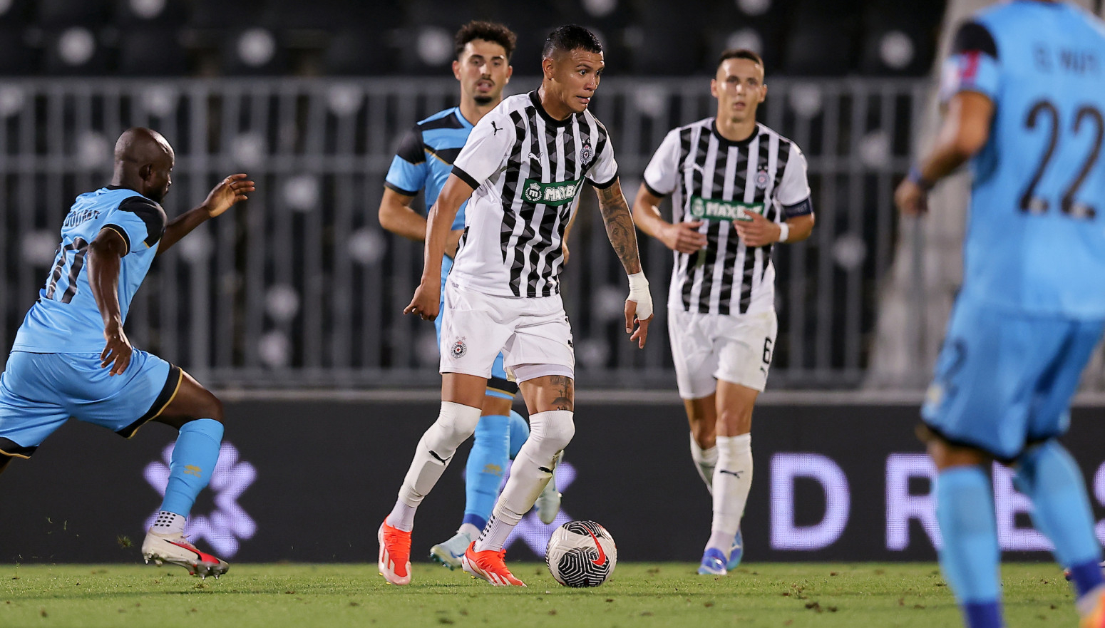 Novi poraz Partizana, Zanoti doneo prednost Luganu