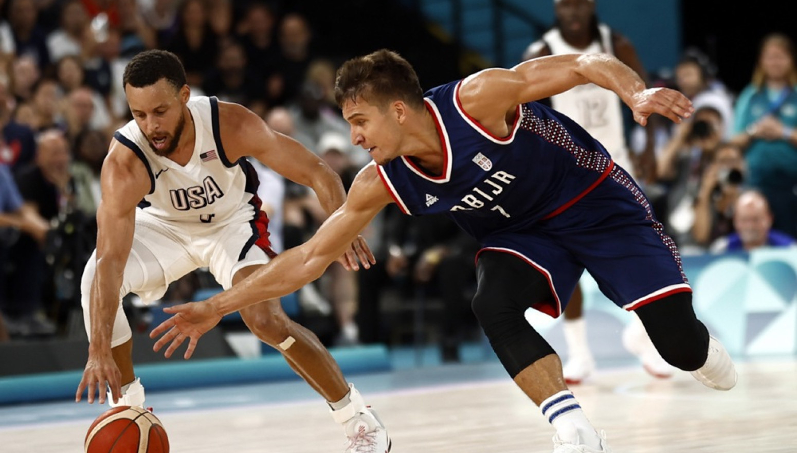 Istorijski meč Stefa Karija – morao da obori rekord da bi pobedili Srbiju