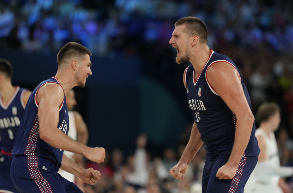 FIBA: Svi za jednog, jedan za svi! FOTO