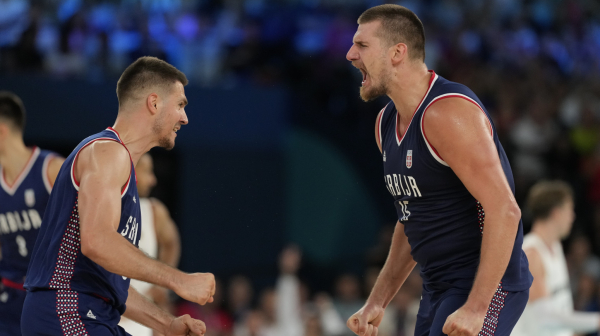 FIBA: Svi za jednog, jedan za svi! FOTO
