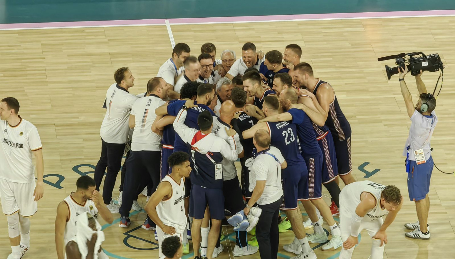 🔥"Kari's on fire!"🔥 VIDEO