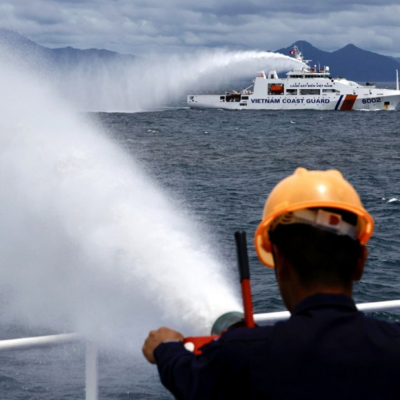 Drama u Hrvatskoj: Zapalio se brod; gliser spasio ljude