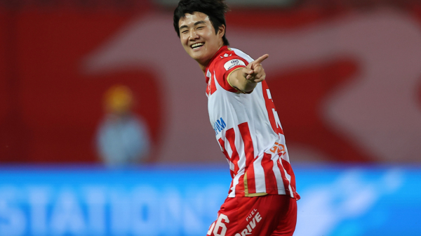 Kakvo priznanje za Zvezdinog fudbalera: Kandidat za najboljeg igrača kontinenta!