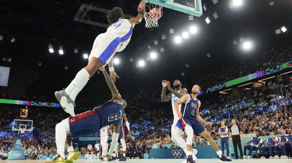 Jabusele o "posterizovanju" Lebrona: "Okačiću sliku kod kuće" VIDEO
