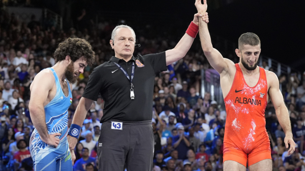 Još jedan rođeni Rus osvojio medalju za Albaniju u Parizu