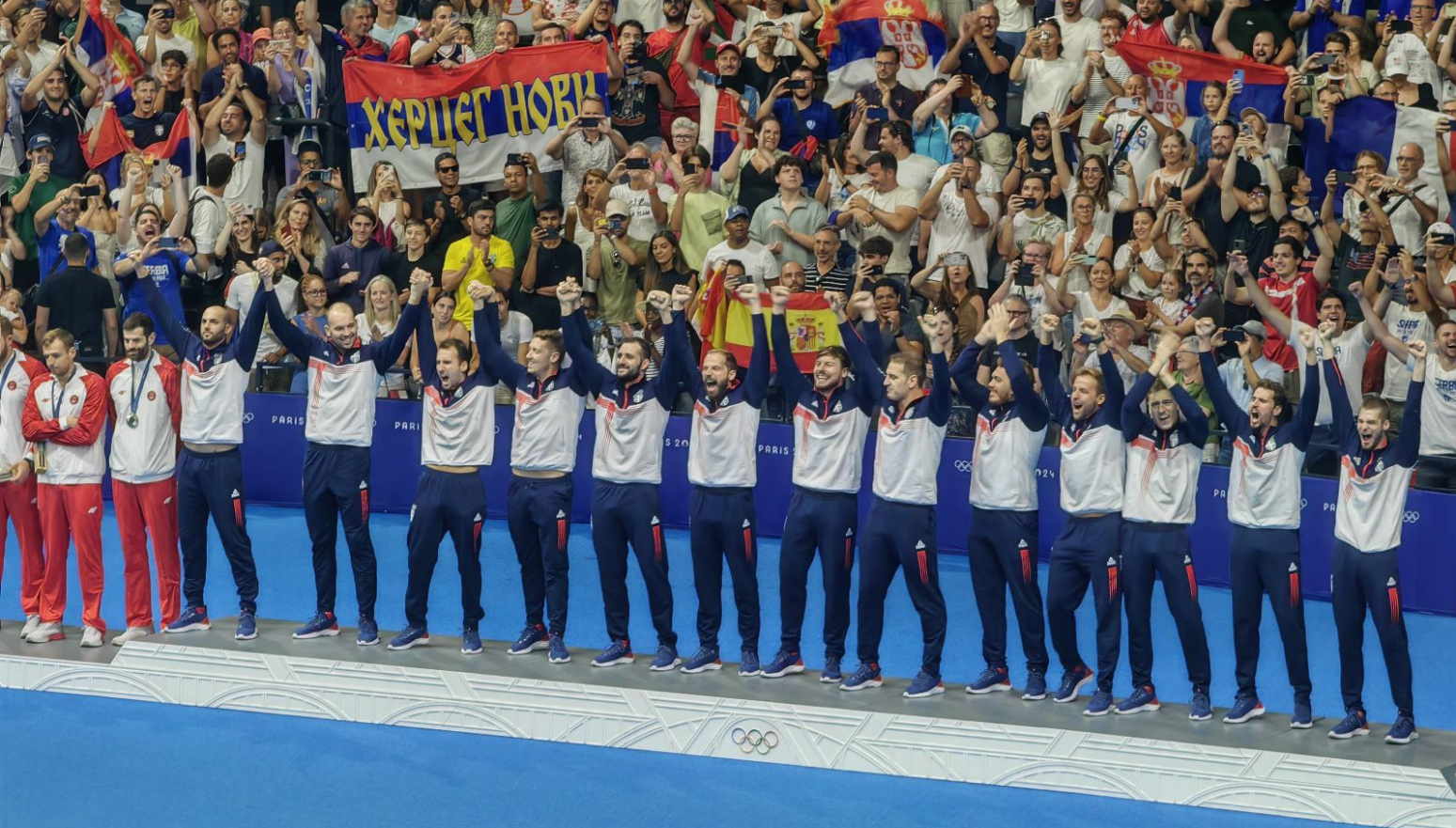 "Delfini" na vrhu – pogledajte trenutak kada su se popeli na pobedničko postolje VIDEO