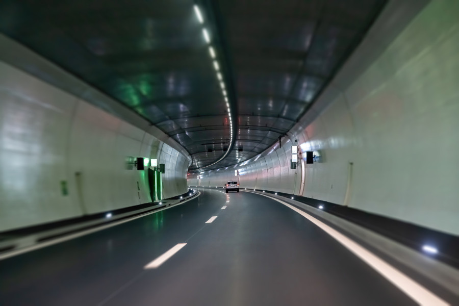 Širine rasterećuju saobraćaj za 50 odsto: Tunel u Petrovaradinu menja lice Novog Sada; Radovi u punom jeku