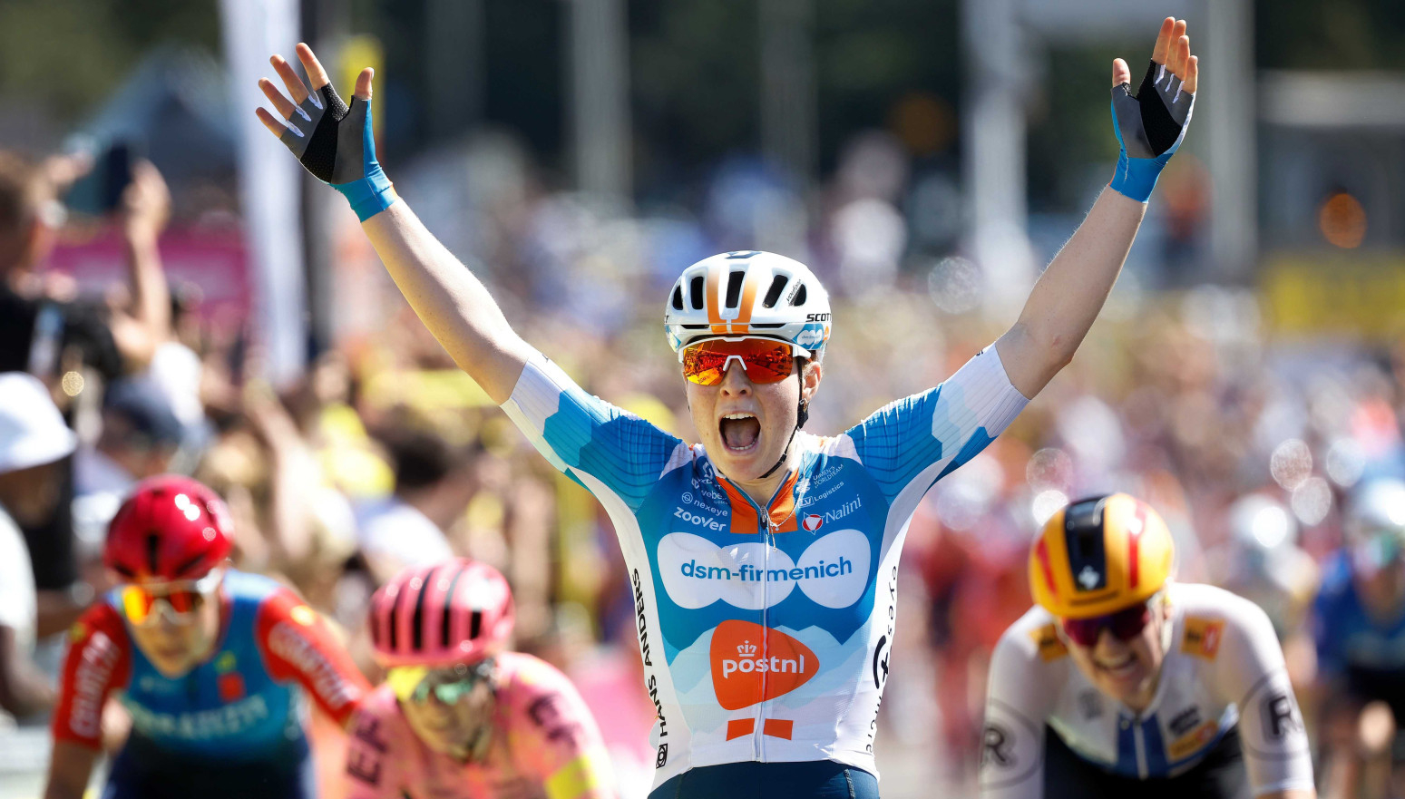 Počeo Tur d'Frans za žene – prva pobeda za Holanđanku