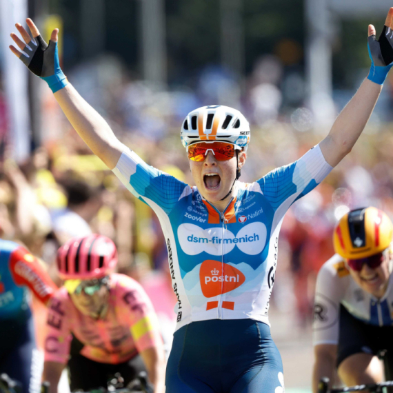 Počeo Tur d'Frans za žene – prva pobeda za Holanđanku