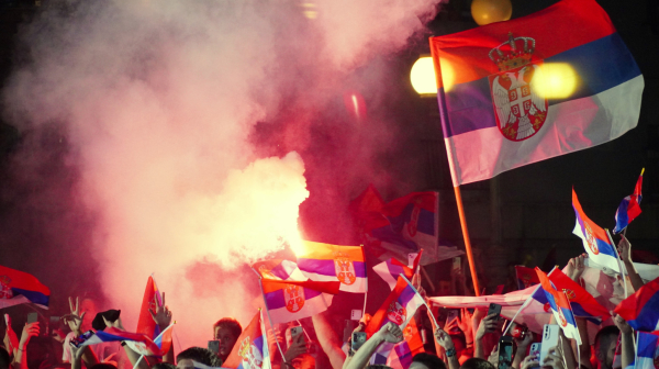 Srbi pred 40 hiljada navijača – Hrvati skromno na aerodromu