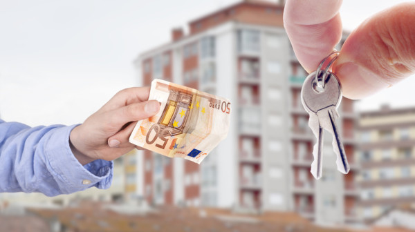 Nisu samo cene goriva otišle u nebesa: Eksplodirale i kirije u Nemačkoj